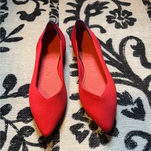 Rothy’s the point in flame